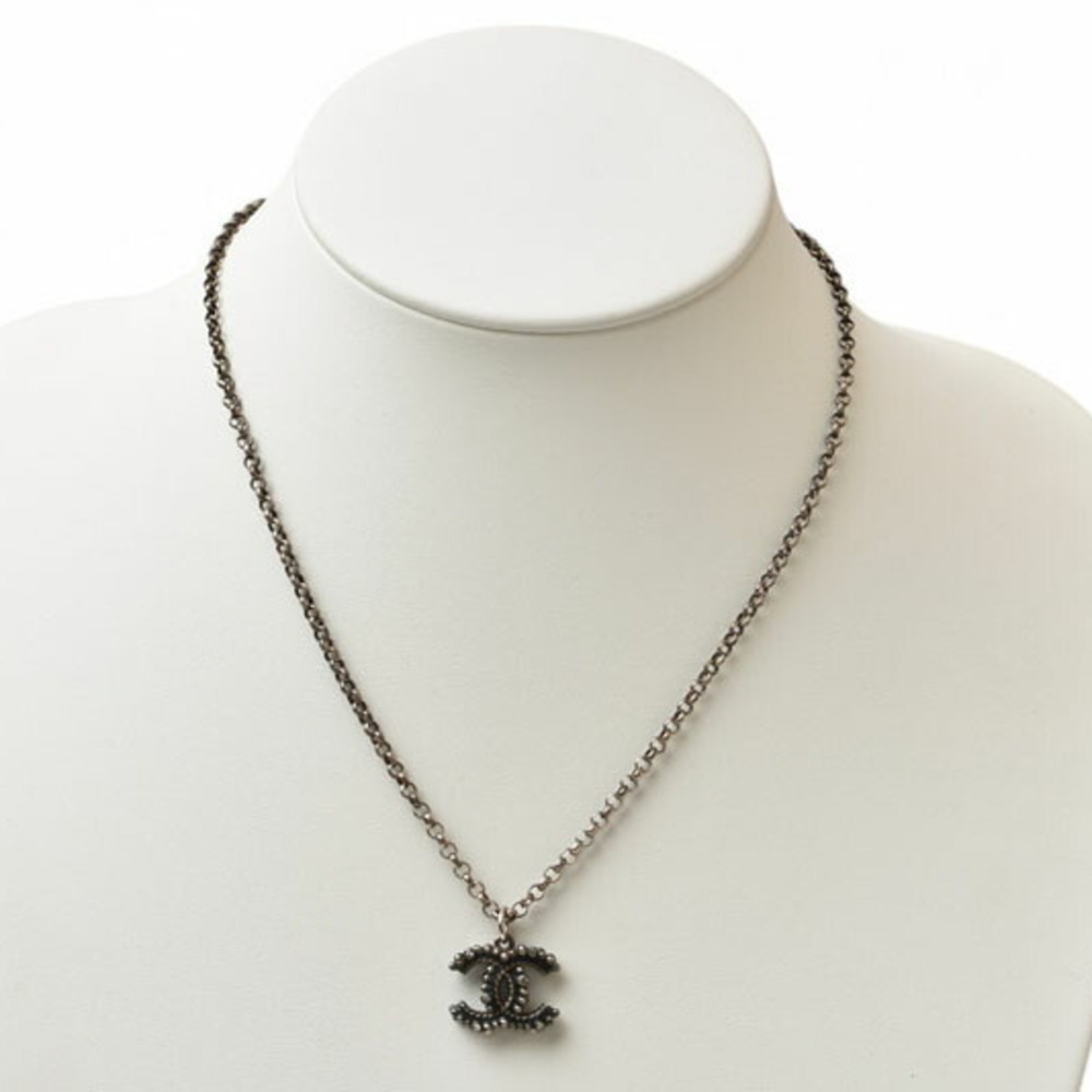 CHANEL Gold Necklace - Picture 4 of 5